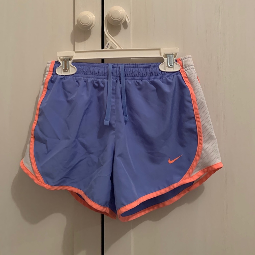 nike shorts (size: girls medium)